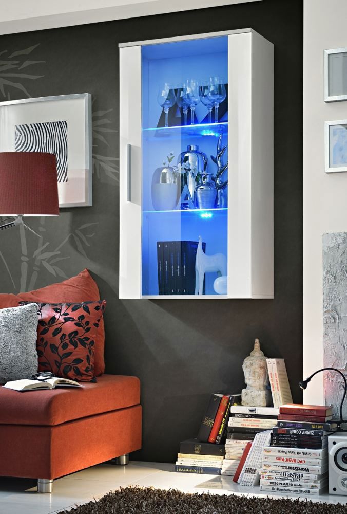 Helle Hängevitrine Salmeli 18, Farbe: Weiß - Abmessungen: 110 x 60 x 29 cm (H x B x T), mit LED-Beleuchtung