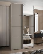 Kleiderschrank / Schiebetürenschrank | Farbe: Kaschmir | 2 Kleiderstangen | 245,5 x 130 x 64 cm | Spiegel | Soft-Close | 2 Schiebetüren | 6 Fächer