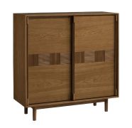 Kommode | Sideboard | Eiche Karamell | 109 x 43 x 111 cm | 2 Schiebetüren | Schiebetürsystem mit Schließdämpfung | 3 Einlegeböden | 5 Fächer | 2 Schubladen | Inginele 03