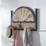 Wandgarderobe aus Mango Massivholz, Farbe: Mango / Schwarz, teilmassiv - Abmessungen: 40 x 53 x 7,5 cm (H x B x T)