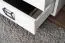 Kommode 26, Farbe: Weiß - Abmessungen: 134 x 86 x 37 cm (H x B x T)