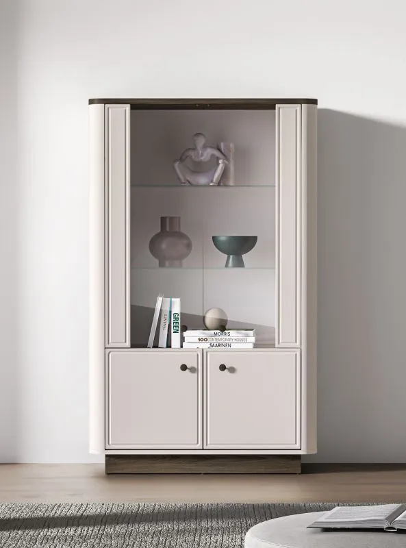 Vitrine | klein | 4 Türen | Farbe: Kaschmir / Eiche Windmill dunkel | Soft-Close-Funktion | Maße: 92 x 40 x 150 cm | 4 Fächer | für Wohnzimmer
