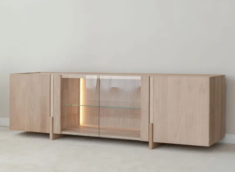 TV-Unterschrank | Farbe: Eiche Natur | 4 Türen | Massivholz | Eichenholz geölt | Travertin Stein | 180 x 46 x 56 cm | 6 Fächer | inkl. LED-Beleuchtung