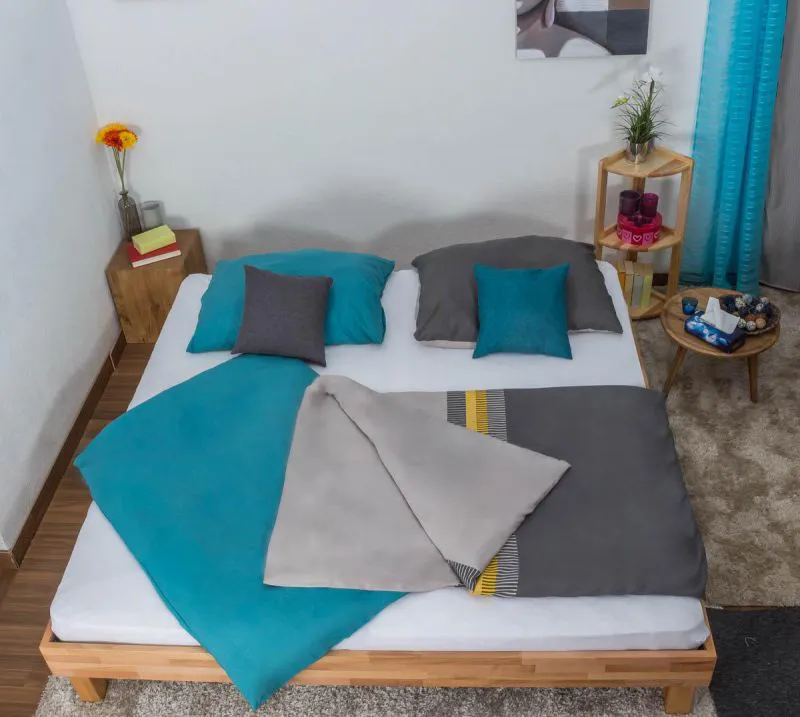 Futonbett Kernbuche 200 x 200 cm geölt Abbildung