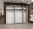 Kleiderschrank / Drehtürenschrank Korab 40, Farbe: Schwarz, drei Kleiderstangen, 2,5 Meter breit, Griffe: Kaschmir, drei Fächer, Soft-Close-Funktion