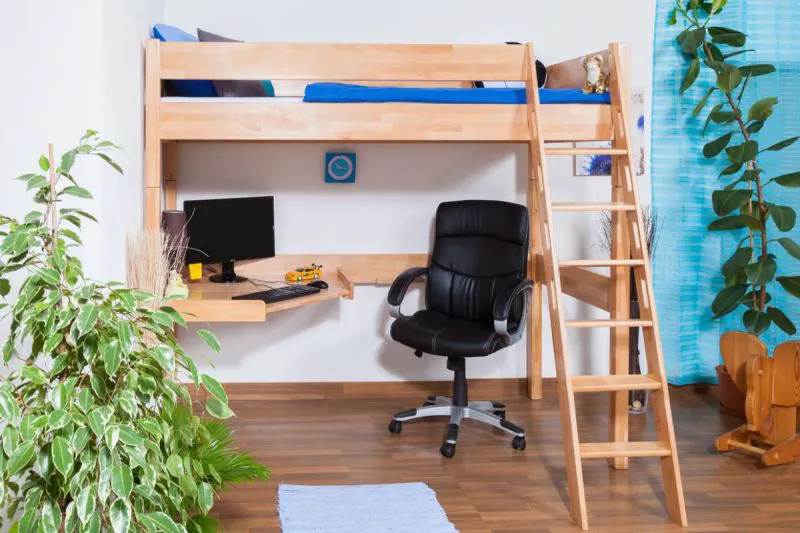 Hochbett mit Schreibtisch